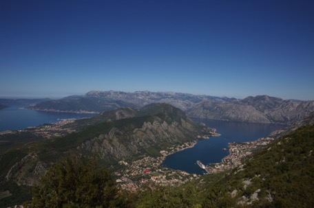 Montenegro, die Kotor-Bucht lassen wir links liegen und fahren weiter ... Montenegro, die Kotor-Bucht lassen wir links liegen und fahren weiter ...