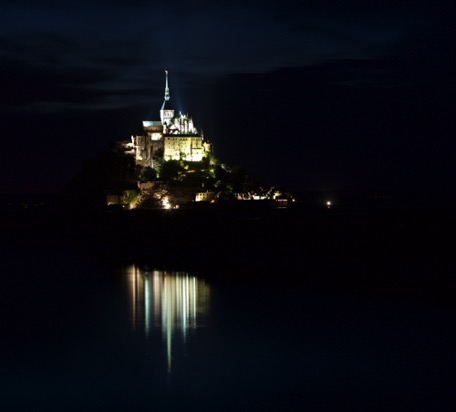 Mont Saint Michel by night