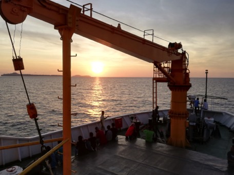 ... to enjoy the sunset ... to enjoy the sunset