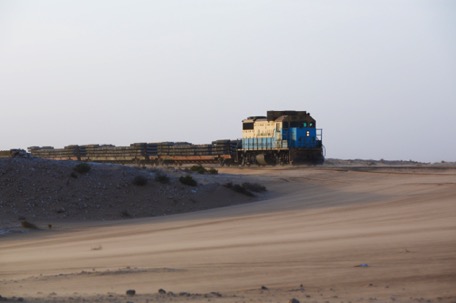 400 km entlang der Geleise, 350 davon Sand :-) 400 km entlang der Geleise, 350 davon Sand :-)