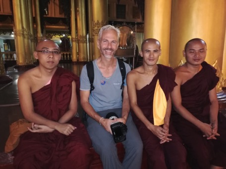 also for the monks wer are a welcoming foto-sujet