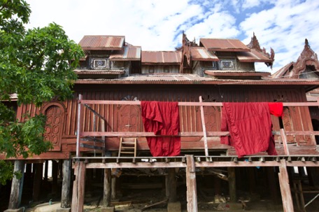 eine Klosterschule in der Nähe des Inle Sees