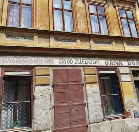 Überbleibsel alter Zeiten Überbleibsel alter Zeiten