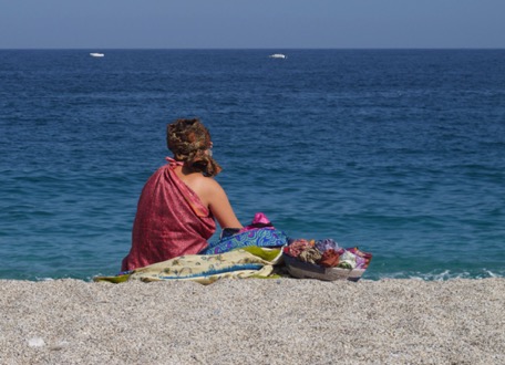 Shawl-seller at Playa de los Muertos