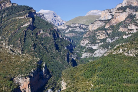 rugged valleys ... rugged valleys ...