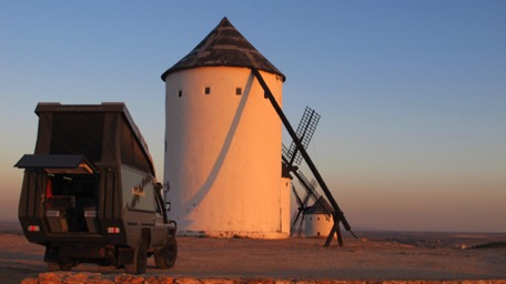 ... fürs Frühstück setzen wir uns wieder dem Wind aus